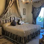 Riyadh House * Marbella