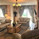 Riyadh House Lägenhet Marbella