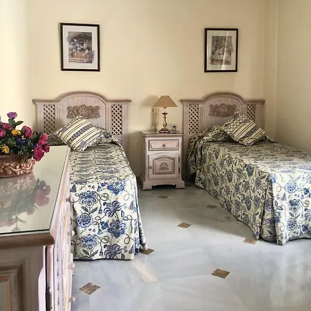 Riyadh House شقة ماربيا