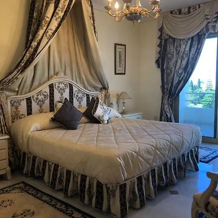 Riyadh House * ماربيا