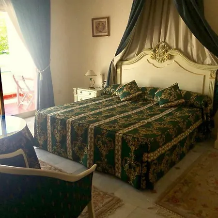 Riyadh House شقة ماربيا