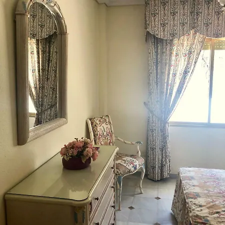 Riyadh House ماربيا