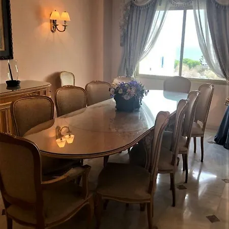 Riyadh House شقة ماربيا
