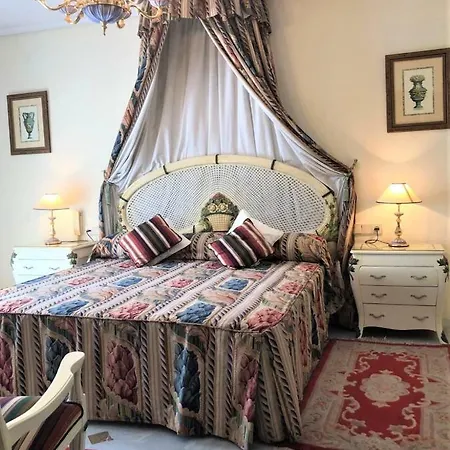 Riyadh House شقة *