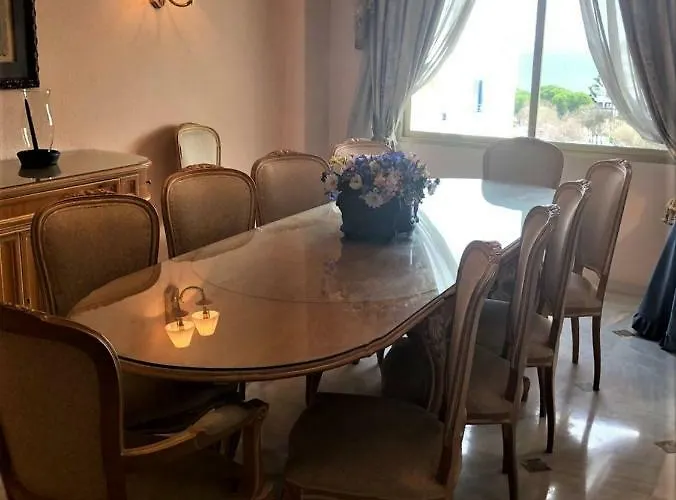 Riyadh House Appartamento Marbella